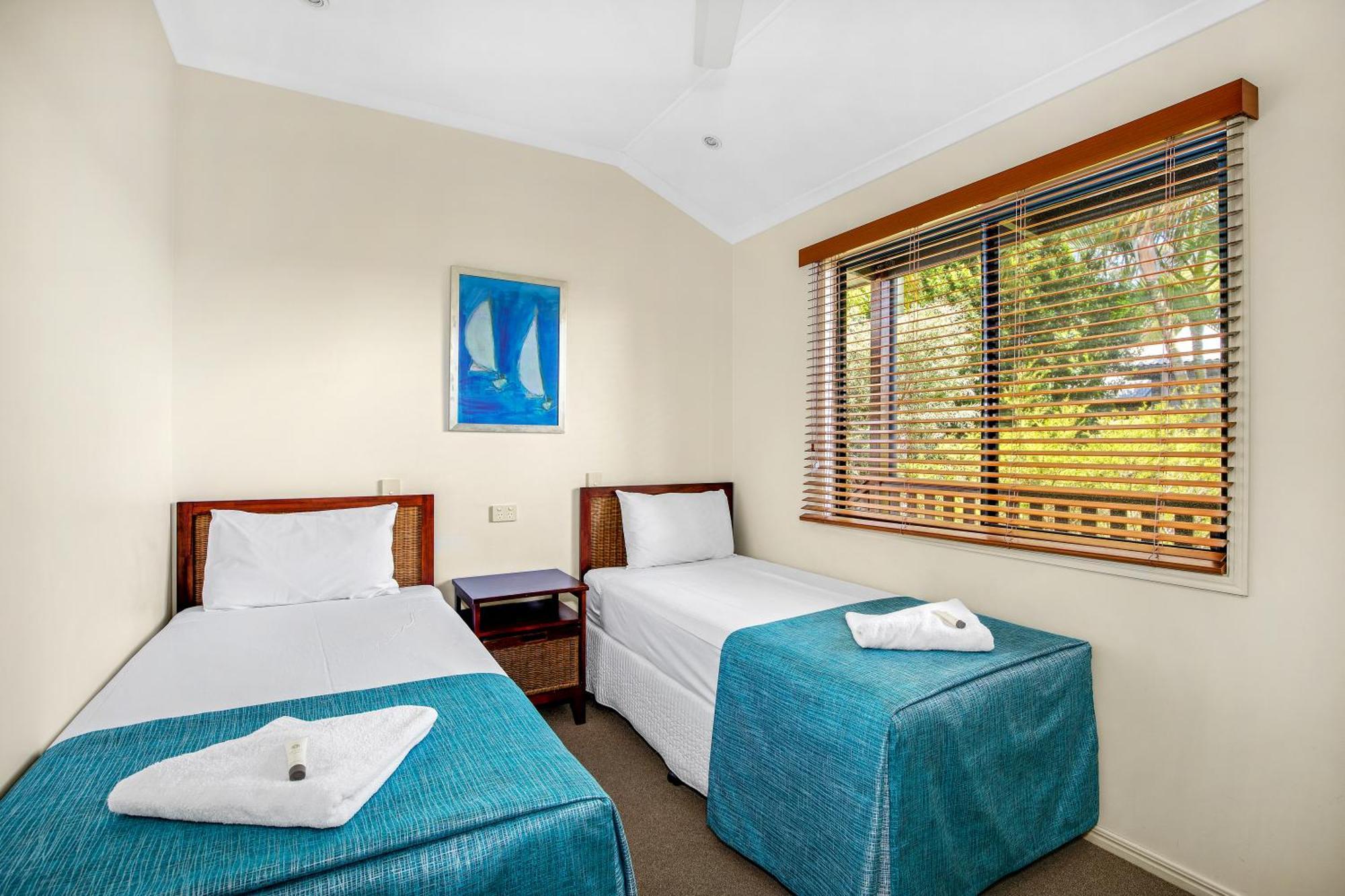 Tin Can Bay Marina Villas Luaran gambar